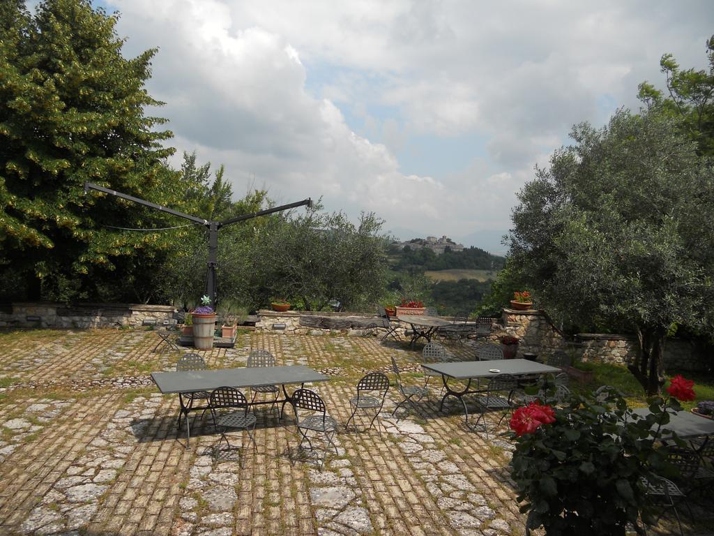 Vila Il Giardino Degli Ulivi Castelraimondo Exteriér fotografie